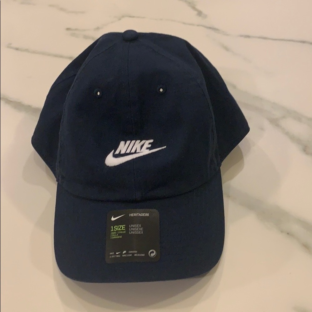 DSWT Nike hat
